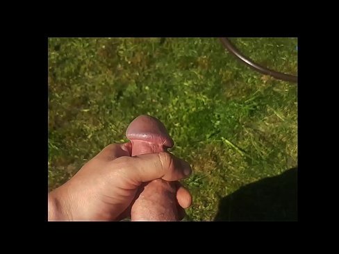 ❤️ Une chaudasse se fait baiser la chatte rose et jouit avec une giclée dans un jardin d'été... ❤️❌ Porno juste at fr.zoomporno.ru ﹏