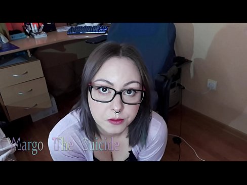 ❤️ Une fille sexy avec des lunettes suce profondément un gode devant la caméra ❤️❌ Porno juste at fr.zoomporno.ru ﹏